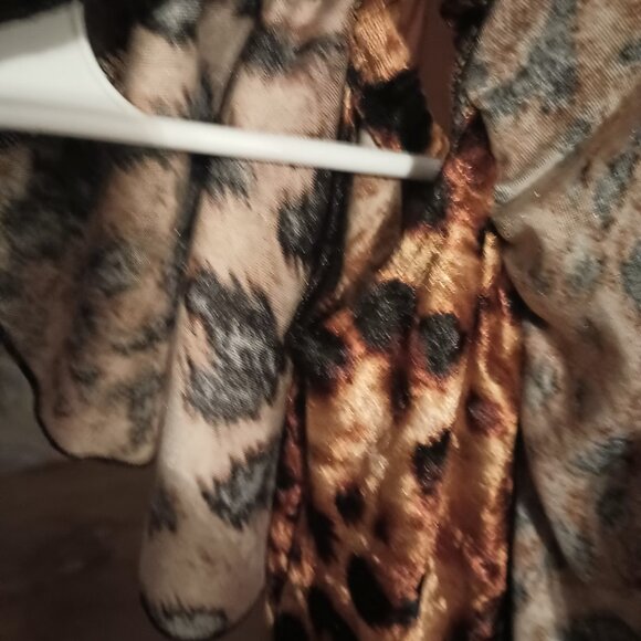 Dress - Picture 2 of 6